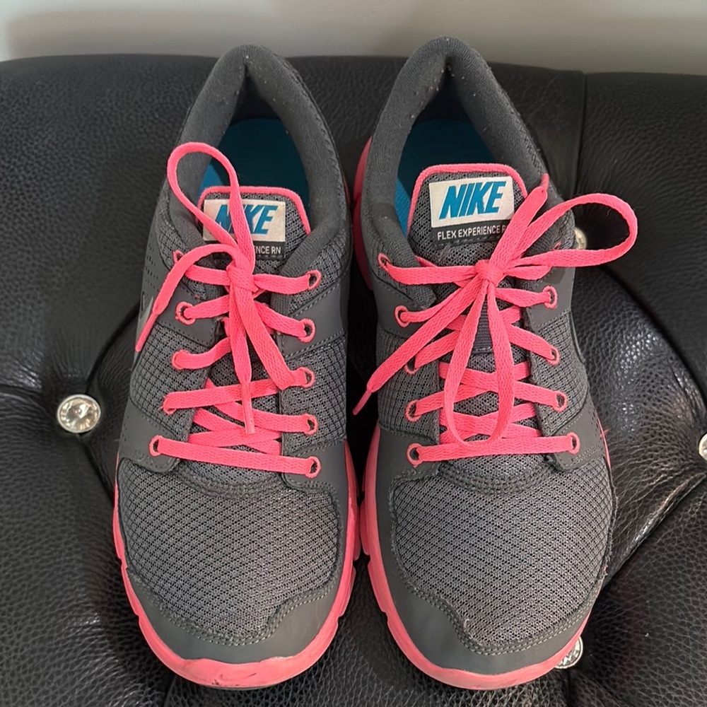 Nike Women's Charcoal and Pink Sneakers